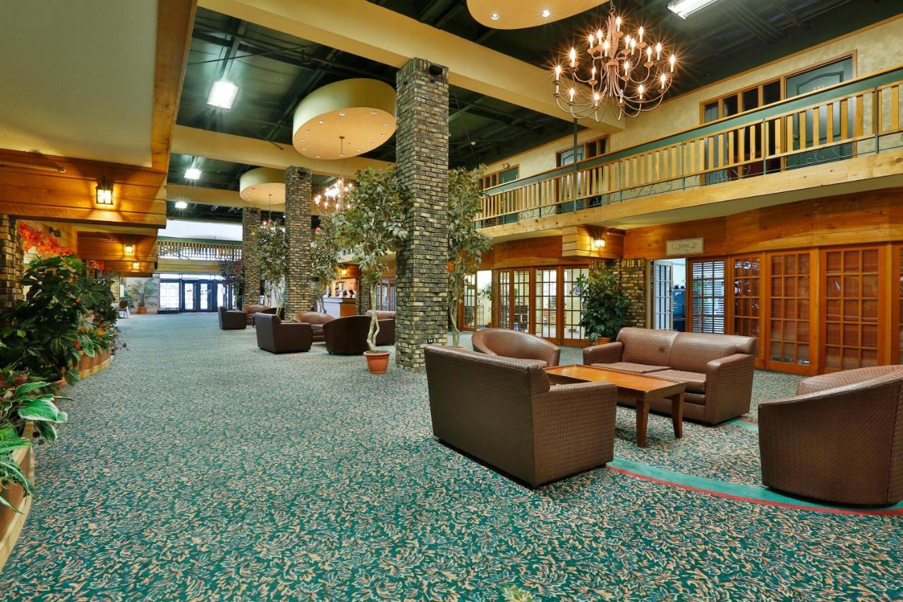 Canad Inns Destination Centre Portage La Prairie Εξωτερικό φωτογραφία