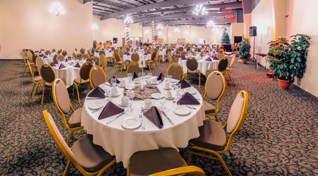 Canad Inns Destination Centre Portage La Prairie Εξωτερικό φωτογραφία