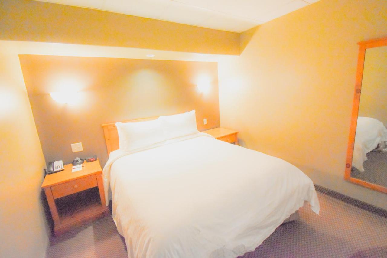 Canad Inns Destination Centre Portage La Prairie Εξωτερικό φωτογραφία