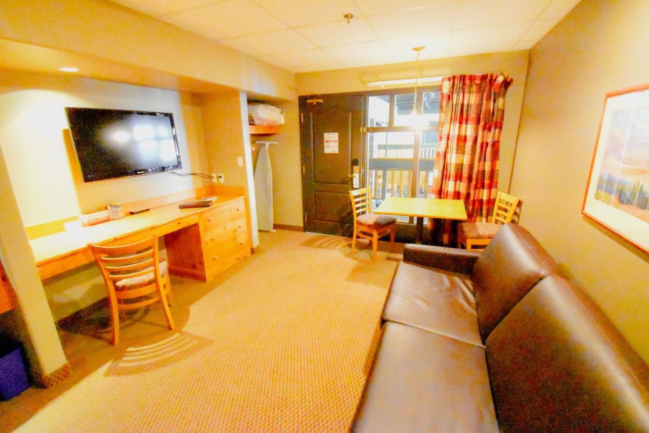 Canad Inns Destination Centre Portage La Prairie Εξωτερικό φωτογραφία